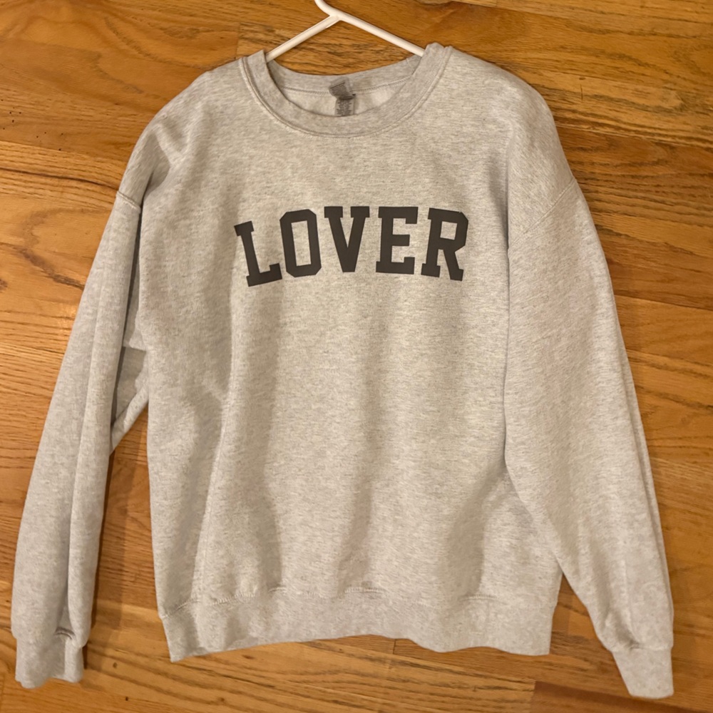 PERFECT FOR VALENTINE’S DAY Graphic Sweatshirt